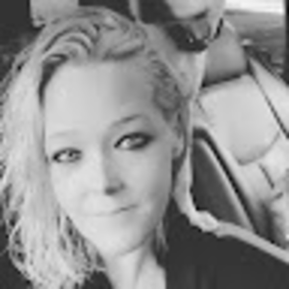 Meet your Posher, Shannon - Picture 1 of 1